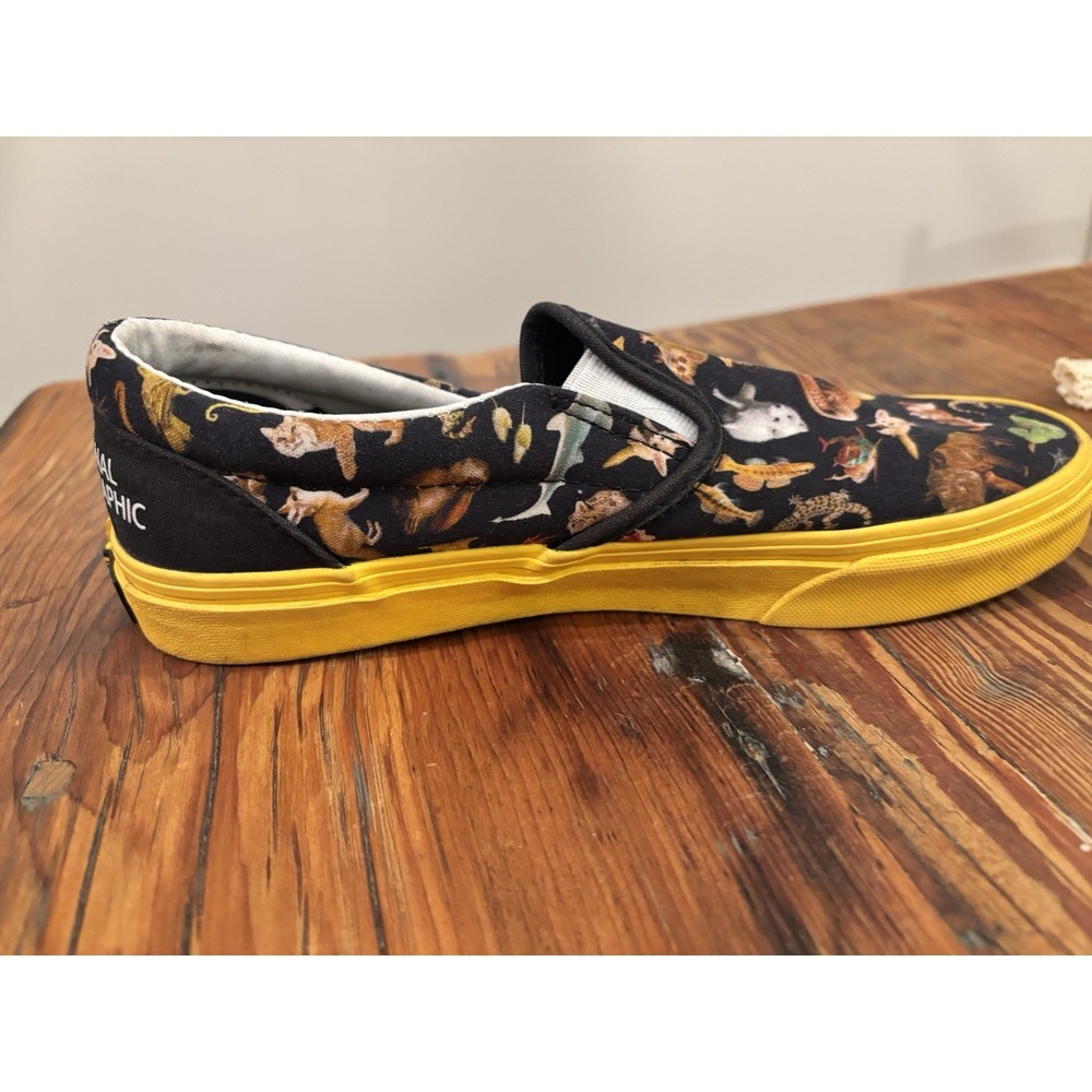 VANS x National Geographic Kids Slip-On Animal Print Black/Yellow Size 7 Fair - Picture 7 of 9